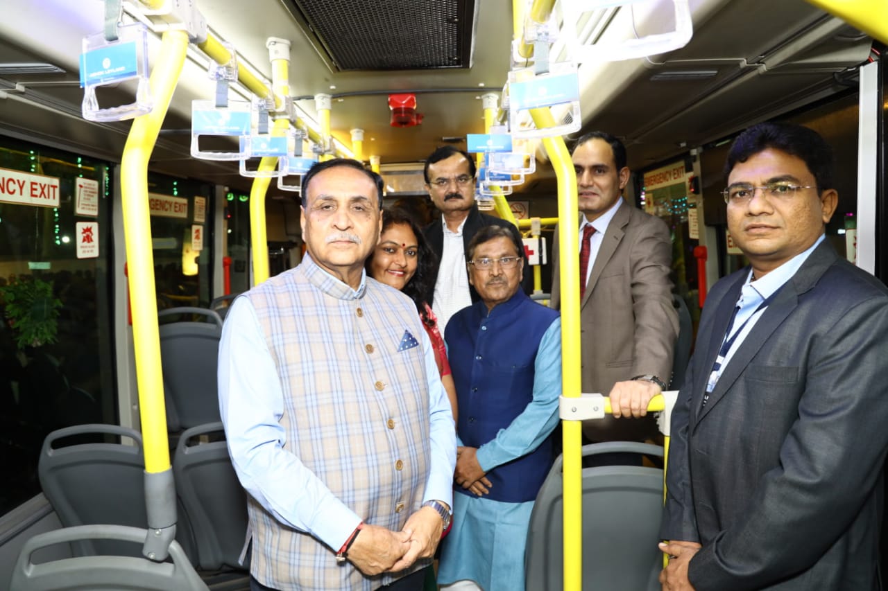 Amur leopard image 0